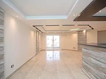 في شارع محمد رشيد، كينج مريوط، 150 متر