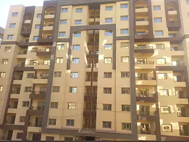 شقق للإيجار في شارع كورنيش النيل، حدائق حلوان، 119 متر