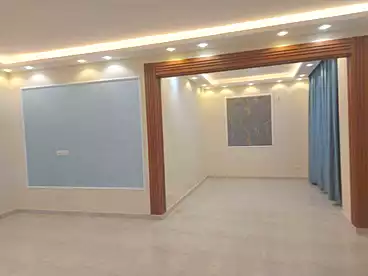 شقق للإيجار في شارع علي السباعي، الياسمين 4، 230 متر