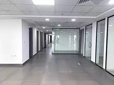 مكاتب للإيجار في كمبوند وان قطاميه - مرشدي جروب، كمبوند بالمعادي، 300 متر