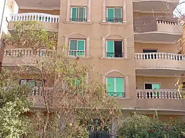 Private For sale in Street 79, El Narges Omarat, 250 sqm