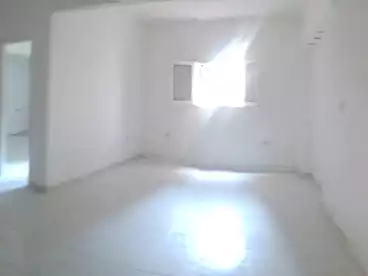 شقق للبيع في شارع ابراهيم عثمان، البيطاش، 120 متر