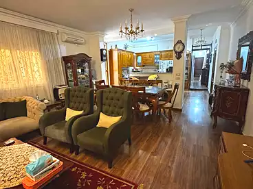 Apartments For sale in Street 66, Second Neighborhood, 206 sqm