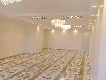 شقق للبيع في شارع رقم 16، الحي الثالث، 240 متر