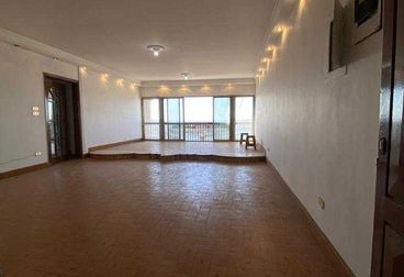 listing-image