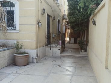 listing-image