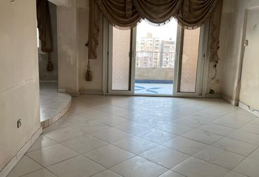 listing-image