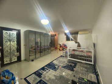 listing-image