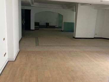 listing-image