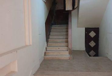 listing-image