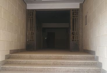listing-image