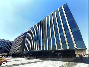 listing-image