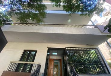 listing-image