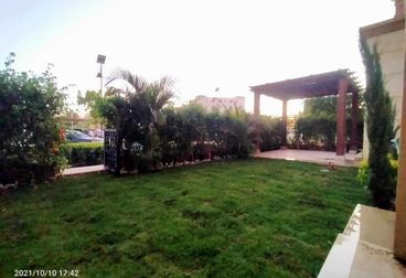 listing-image