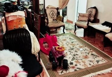 شقه 100م للبيع في العجمي بوابه 8 شارع عيد الطلخاوي موازي لفضه