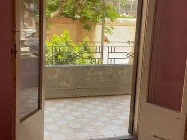 listing-image