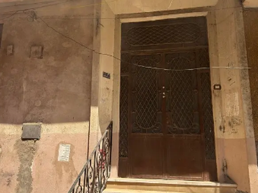 listing-image