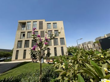 listing-image