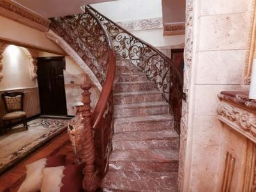 listing-image