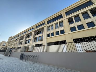 listing-image