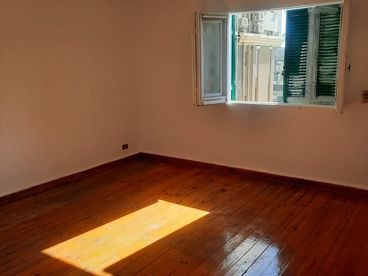 listing-image