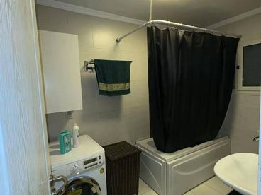 listing-image