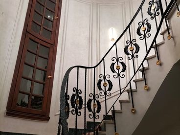 listing-image