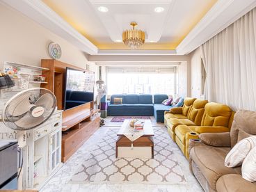 listing-image