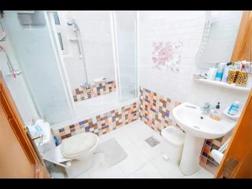 listing-image