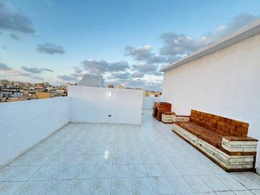 listing-image