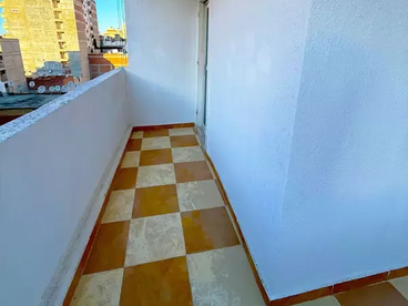 listing-image