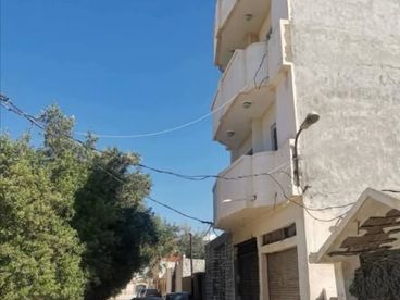 listing-image