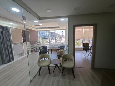 listing-image