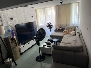 listing-image