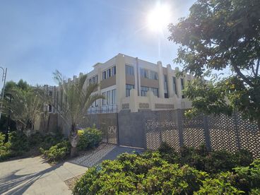 listing-image