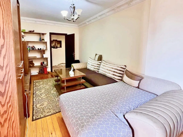 listing-image