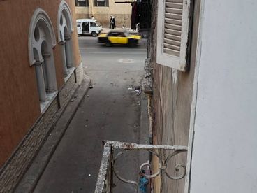 listing-image
