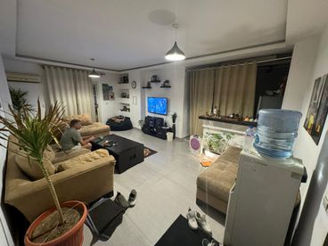 listing-image