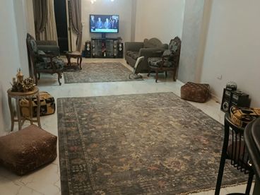 شقه للبيع في اللبيني هرم شارع اورمان تراب