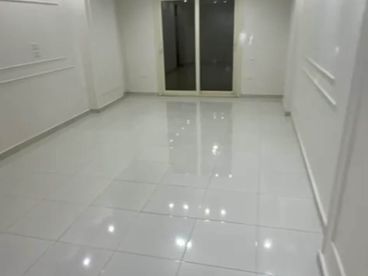 شقه مساحتها 145 متر