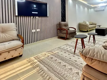 شقة للبيع منيل الروضة شارع الاخشيد