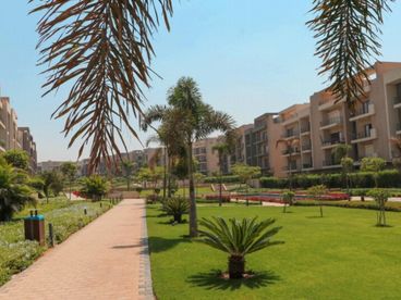 Apartment in Fifth Square Compound - AlMarasem 195 M² Extra super lux For sale