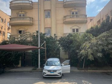 روف 350 M² For sale in Abou Obaida Ibn El-Garah St.