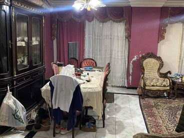 شقة للبيع متفرع من جمال عبد الناصر شارع الماذون خطوات للعيسوي و محمد نجيب  مساحتها 125 م
