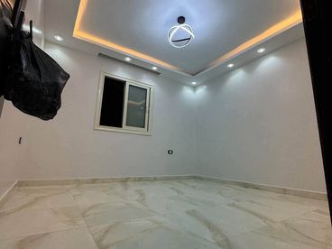 شقه للبيع بسعر لقطه 130م