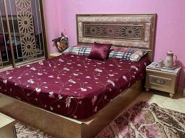 شقه للبيع ١٠٠م