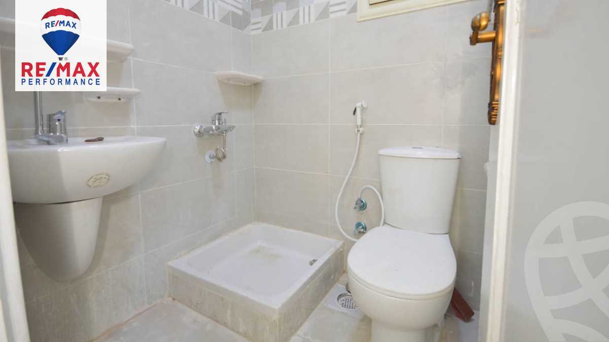 https://aqarmap.com.eg/en/listing/4371112-for-sale-alexandria-sporting-luxor-st