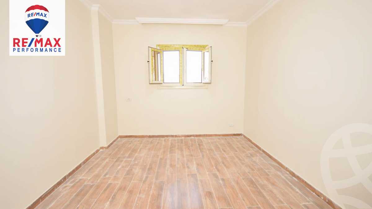 https://aqarmap.com.eg/en/listing/4371112-for-sale-alexandria-sporting-luxor-st