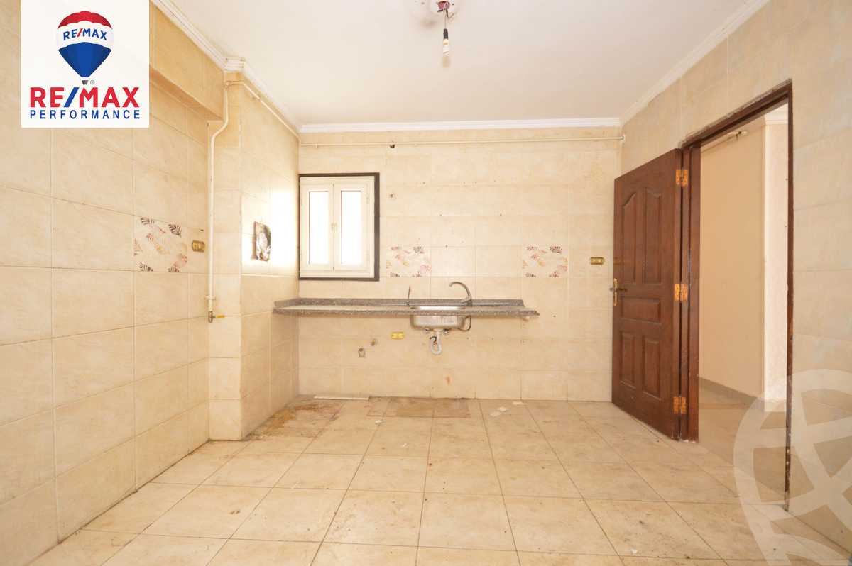 https://aqarmap.com.eg/en/listing/4371365-for-sale-alexandria-lauran-shaarawy-st