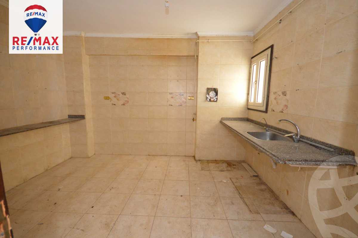 https://aqarmap.com.eg/en/listing/4371365-for-sale-alexandria-lauran-shaarawy-st